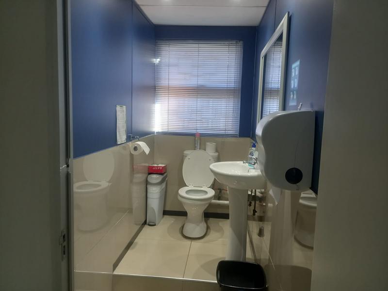 To Let commercial Property for Rent in Mill Park Eastern Cape